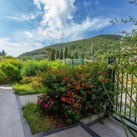 I Fiori D'argento Alloggio per agriturismo Romito Magra