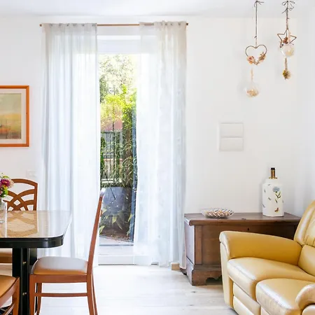 Alloggio per agriturismo I Fiori D'argento Romito Magra